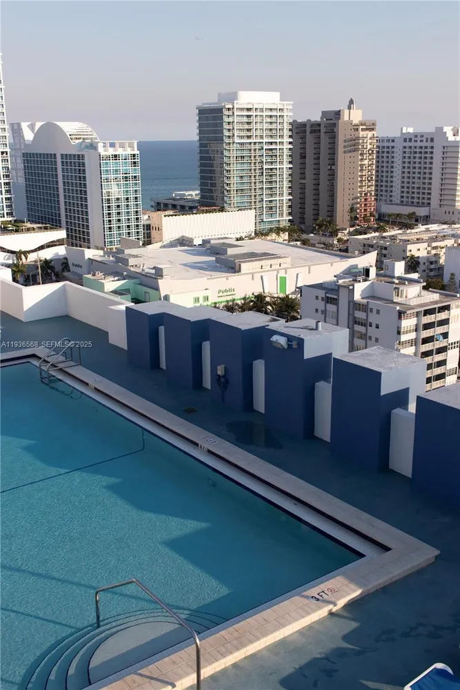 401 69th St, Miami Beach, FL 33141