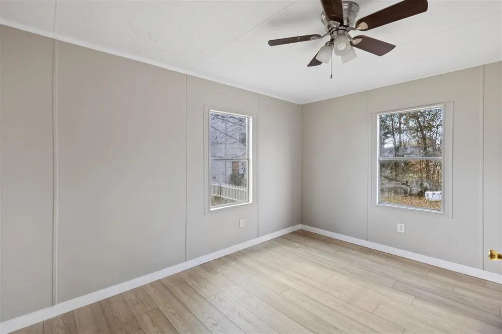 601 McArthur St, Sulphur, LA 70663