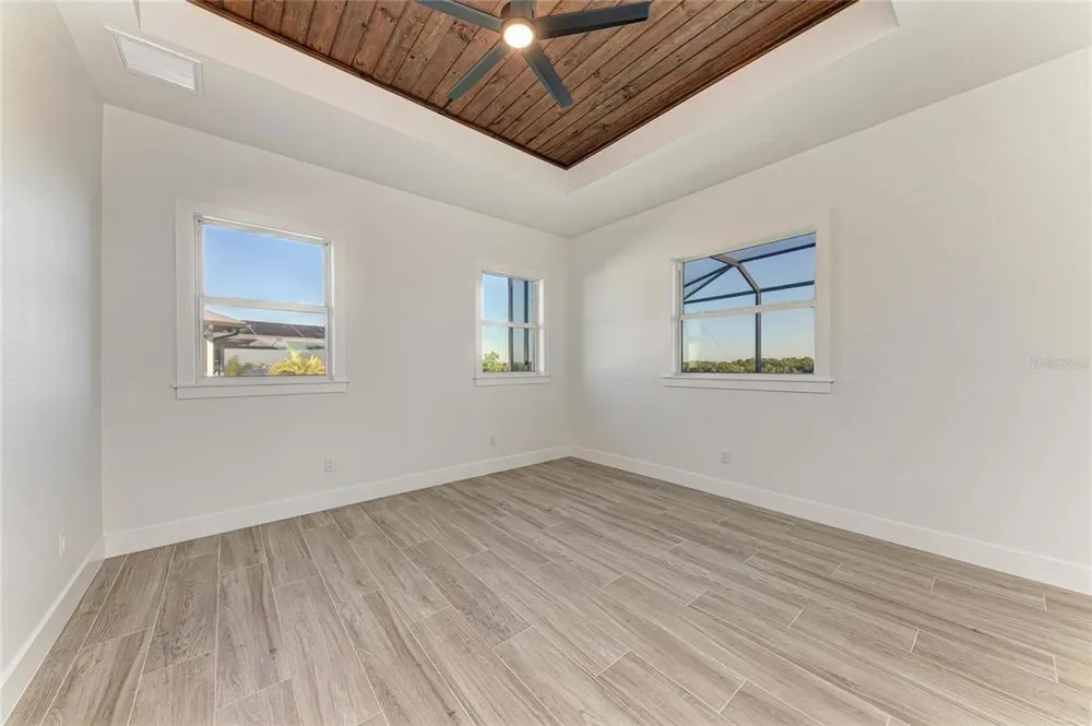 3564 Peace River Dr, Punta Gorda, FL 33983