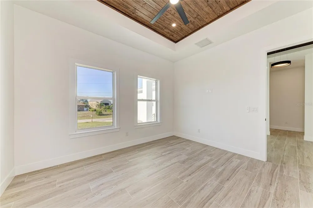 3564 Peace River Dr, Punta Gorda, FL 33983