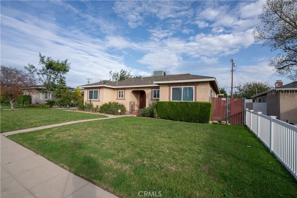 11018 Woodley Ave, Granada Hills, CA 91344