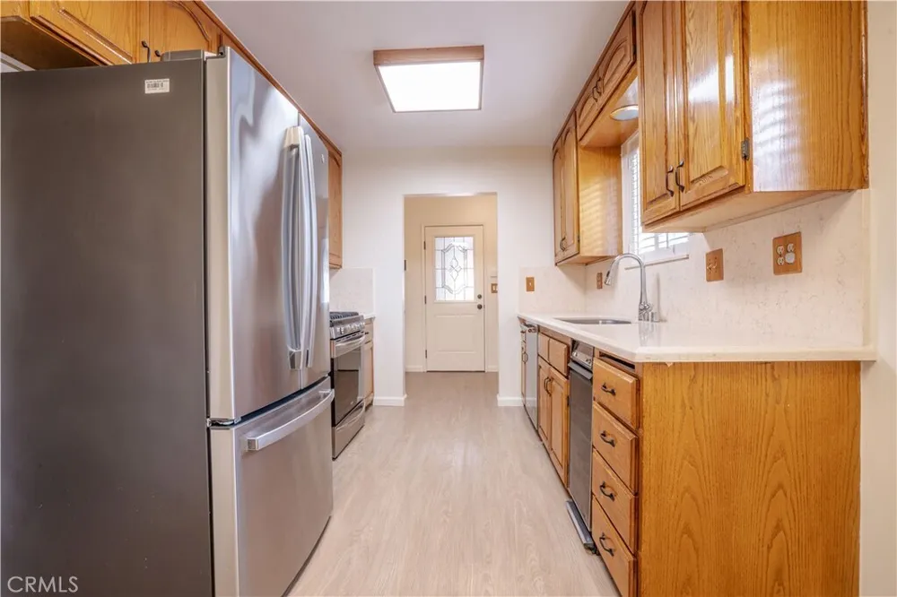 11018 Woodley Ave, Granada Hills, CA 91344