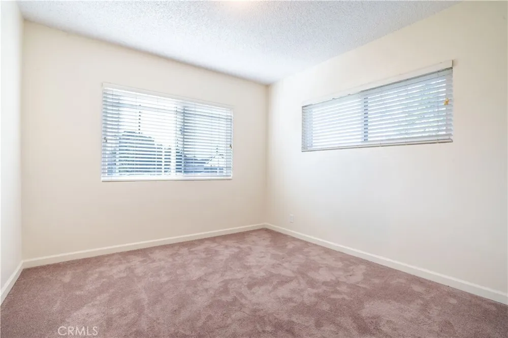 11018 Woodley Ave, Granada Hills, CA 91344