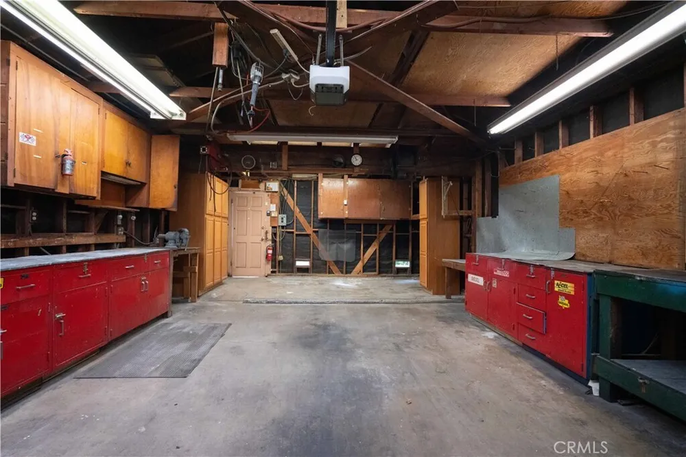 11018 Woodley Ave, Granada Hills, CA 91344