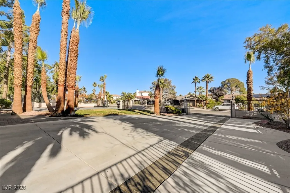 2955 El Camino Rd, Las Vegas, NV 89146