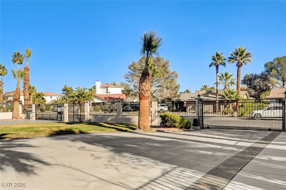 2955 El Camino Rd, Las Vegas, NV 89146