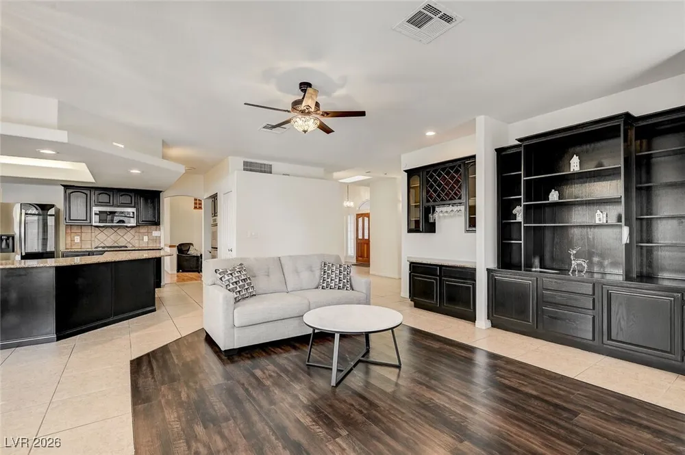 2955 El Camino Rd, Las Vegas, NV 89146
