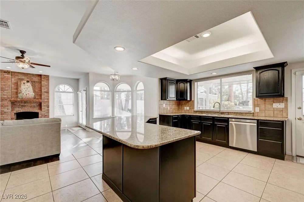 2955 El Camino Rd, Las Vegas, NV 89146