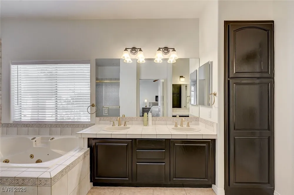 2955 El Camino Rd, Las Vegas, NV 89146