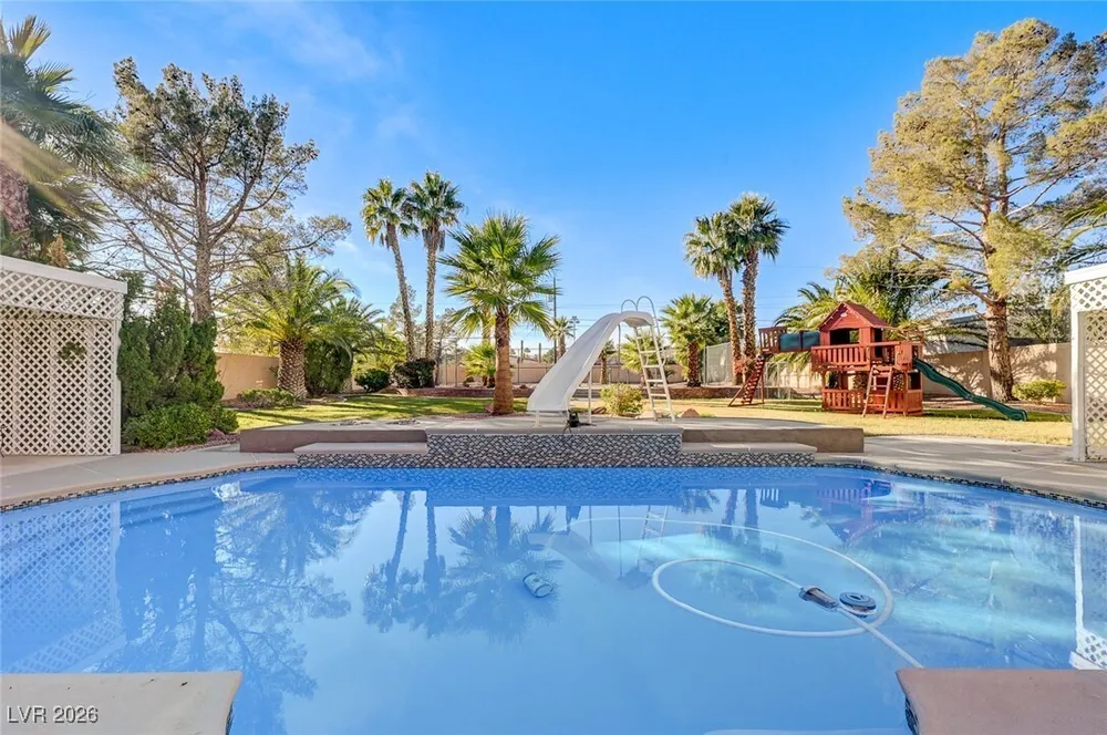 2955 El Camino Rd, Las Vegas, NV 89146