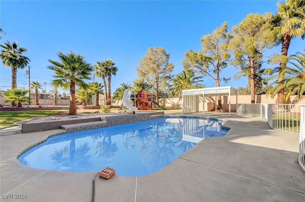 2955 El Camino Rd, Las Vegas, NV 89146