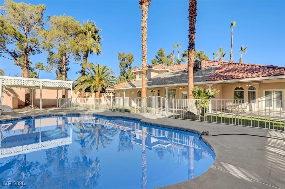 2955 El Camino Rd, Las Vegas, NV 89146