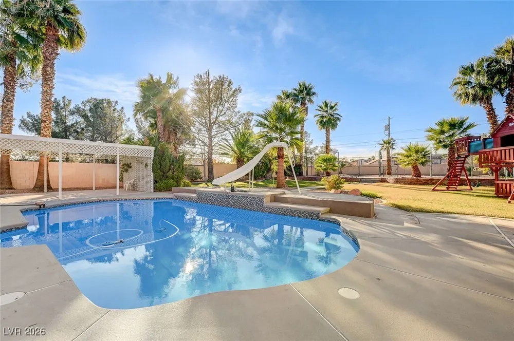 2955 El Camino Rd, Las Vegas, NV 89146