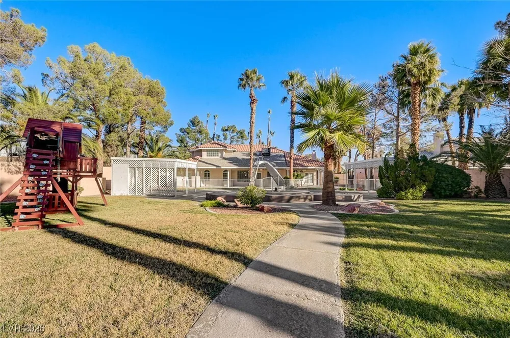 2955 El Camino Rd, Las Vegas, NV 89146