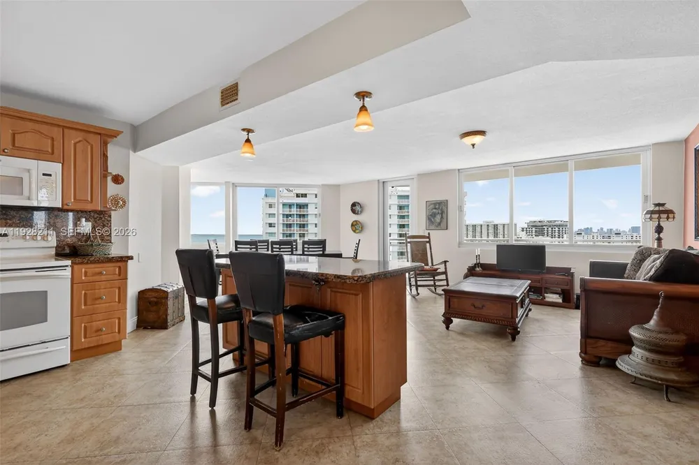 7135 Collins Ave, Miami Beach, FL 33141