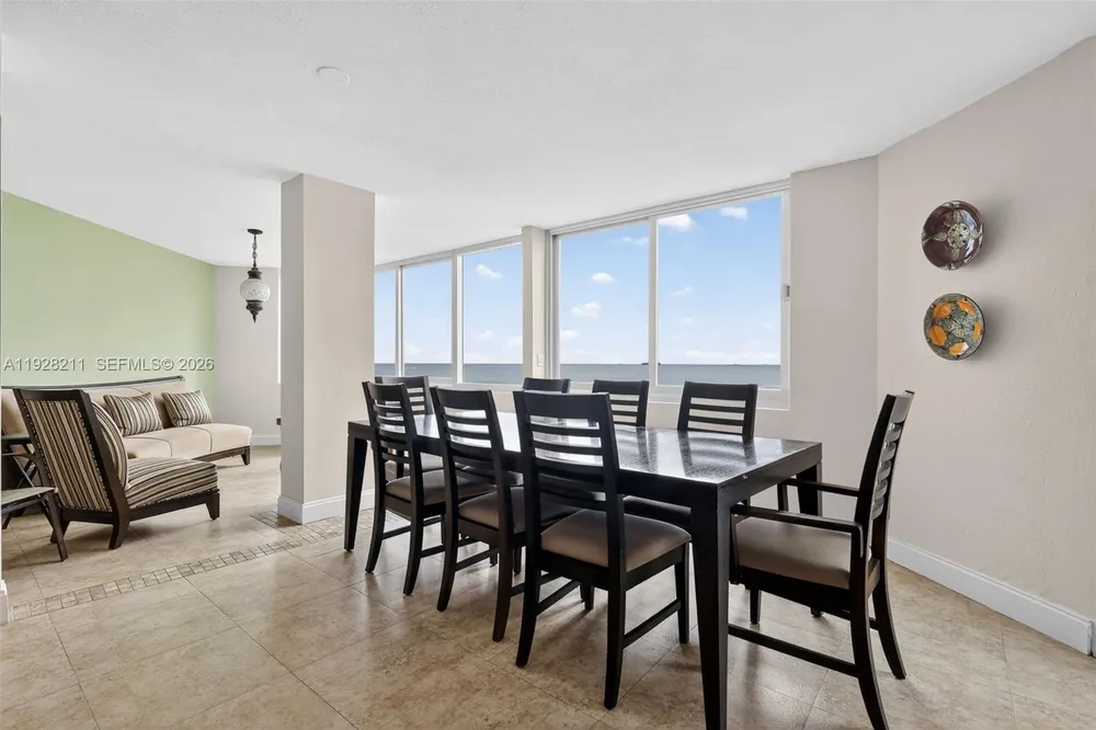 7135 Collins Ave, Miami Beach, FL 33141