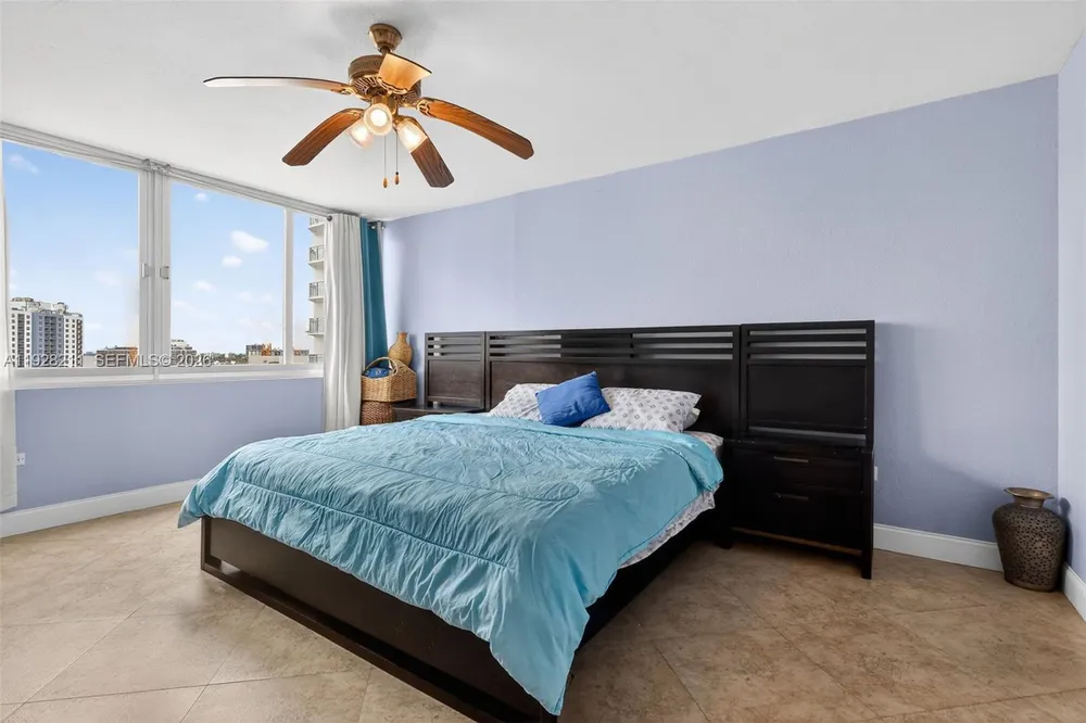 7135 Collins Ave, Miami Beach, FL 33141