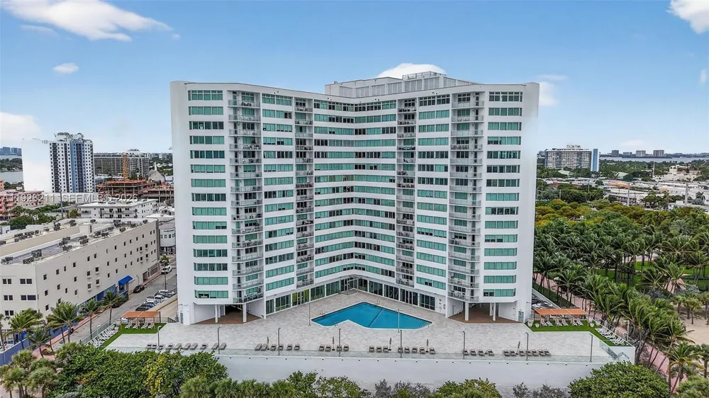 7135 Collins Ave, Miami Beach, FL 33141