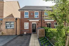 Peregrine Way, Hatfield