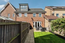 Peregrine Way, Hatfield