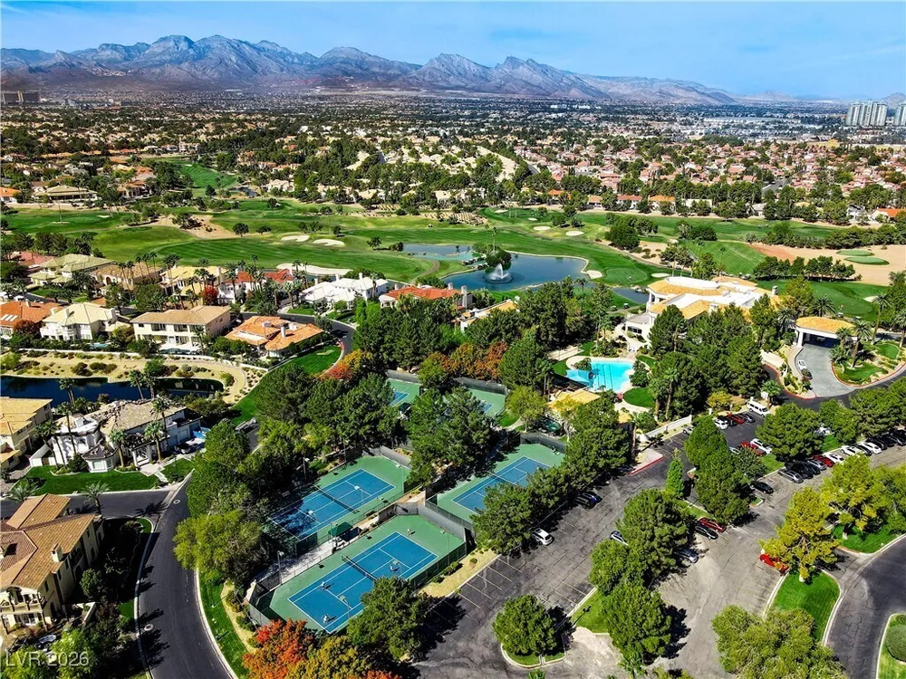 9053 Opus Dr, Las Vegas, NV 89117