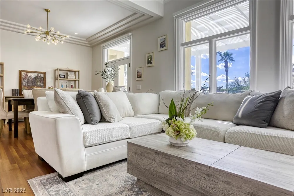 9053 Opus Dr, Las Vegas, NV 89117