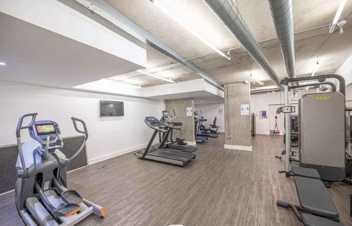 Two Bedroom Flat For Sale Hendon Waterside Development NW9 Image 14