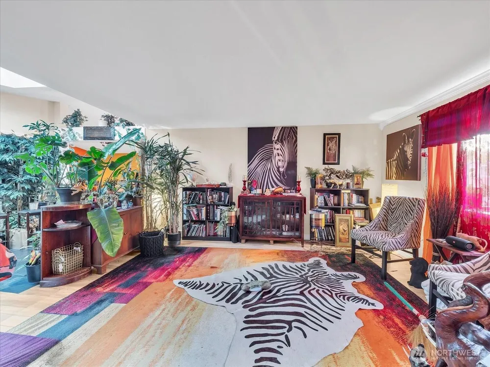 10030 51st Ave S, Seattle, WA 98178