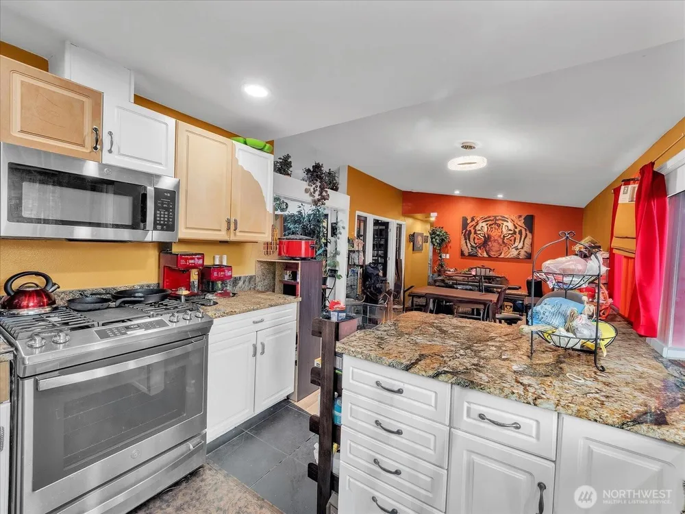 10030 51st Ave S, Seattle, WA 98178