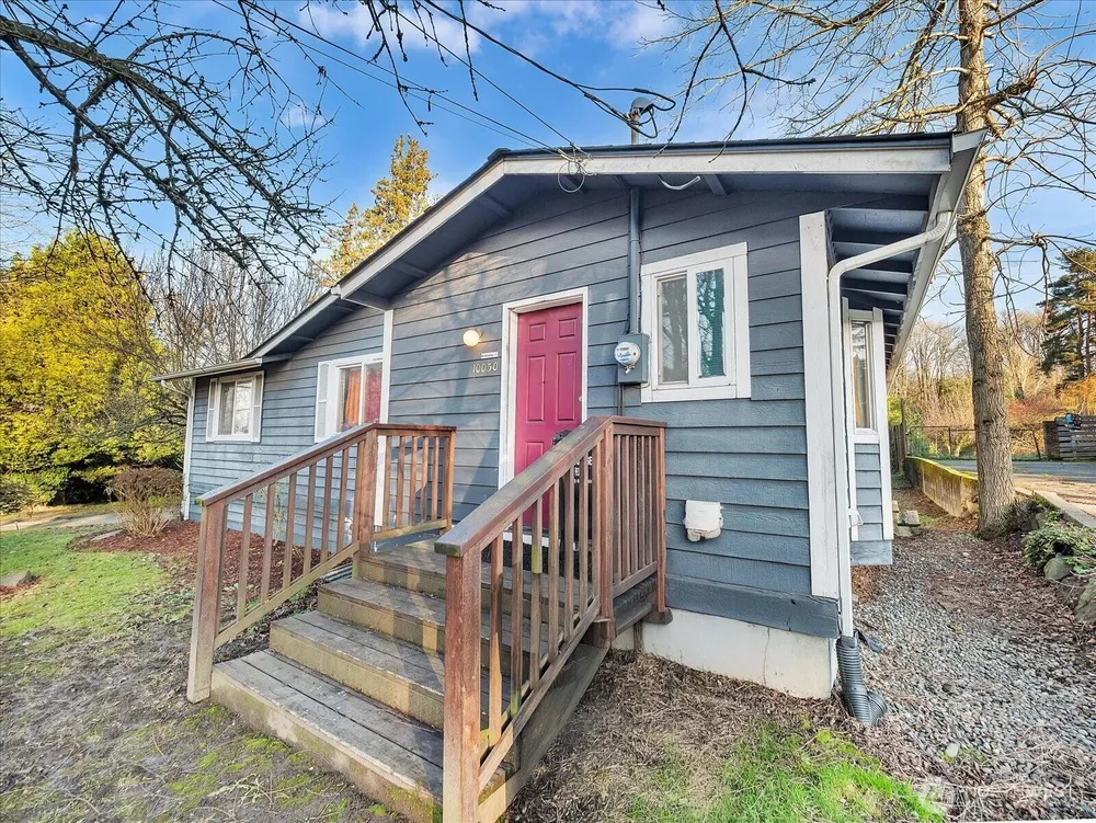 10030 51st Ave S, Seattle, WA 98178