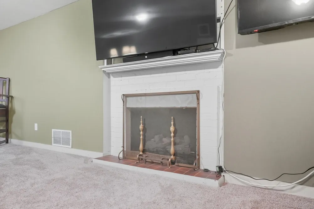 408 Southwood Dr, Springfield, OH 45504