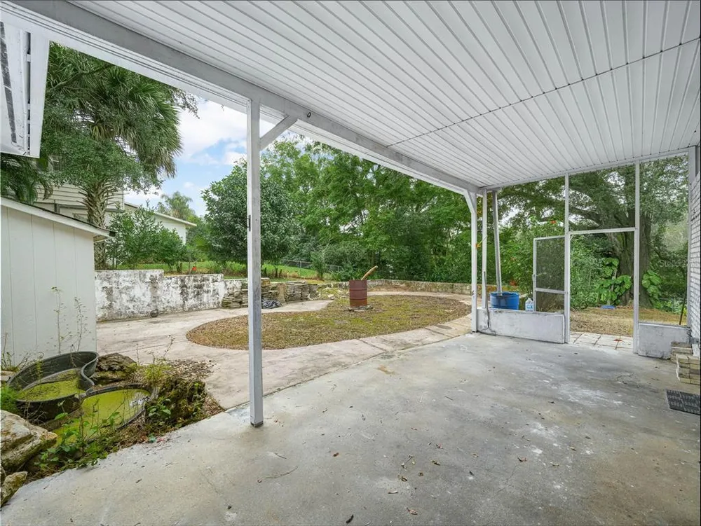 129 Lake Otis Rd, Winter Haven, FL 33884
