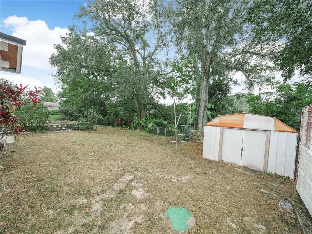 129 Lake Otis Rd, Winter Haven, FL 33884