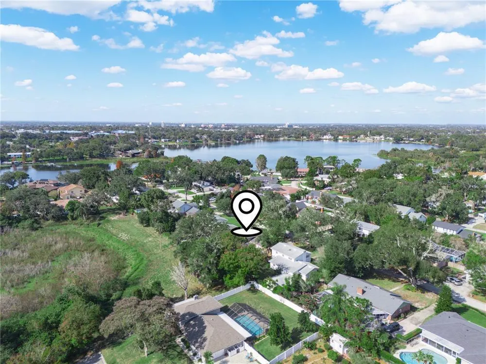 129 Lake Otis Rd, Winter Haven, FL 33884
