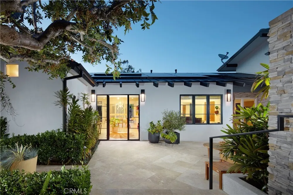 22 Cherry Hills Ln, Newport Beach, CA 92660