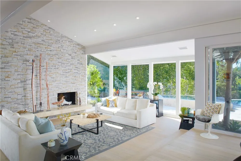 22 Cherry Hills Ln, Newport Beach, CA 92660