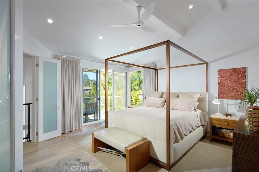 22 Cherry Hills Ln, Newport Beach, CA 92660