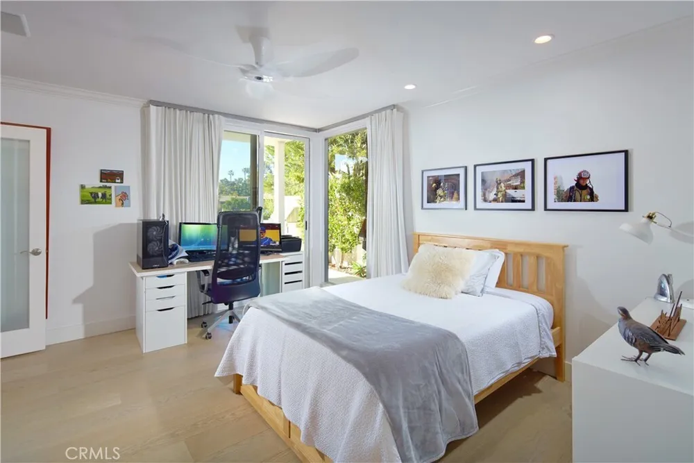 22 Cherry Hills Ln, Newport Beach, CA 92660