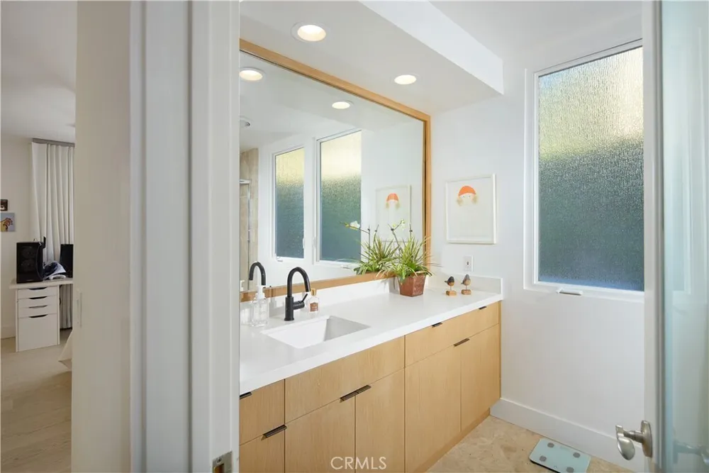 22 Cherry Hills Ln, Newport Beach, CA 92660