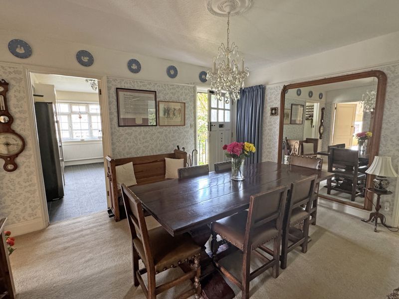 Knowle Drive, Sidmouth Image 8