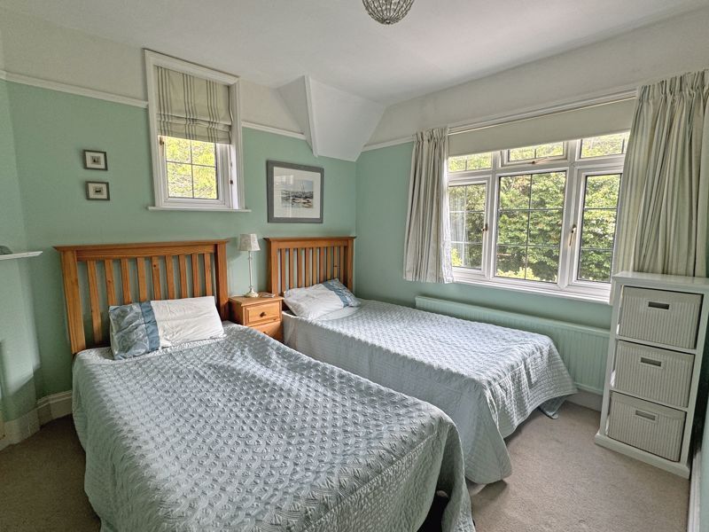 Knowle Drive, Sidmouth Image 11