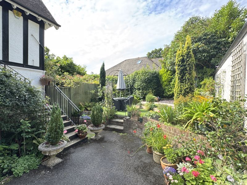 Knowle Drive, Sidmouth Image 13