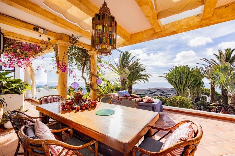 View image gallery of Lanzarote, La Asomada,
