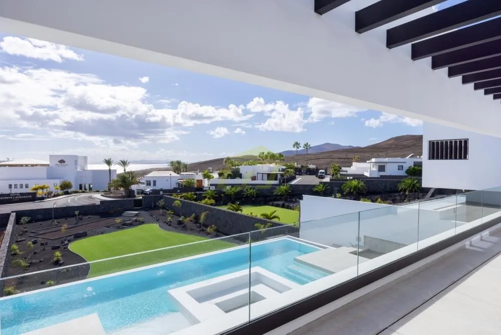 Lanzarote, Puerto Calero,