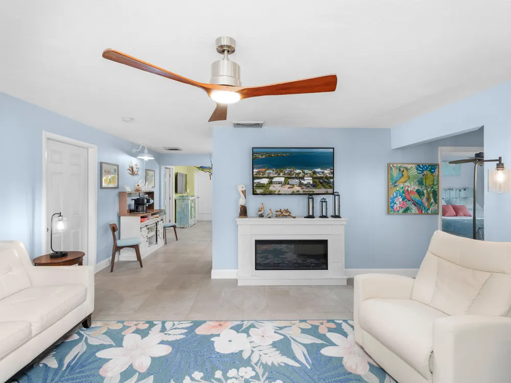 1657 Watson Blvd, Big Pine, FL 33043