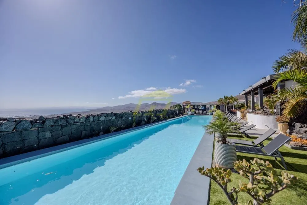 View image gallery of Lanzarote, Macher,
