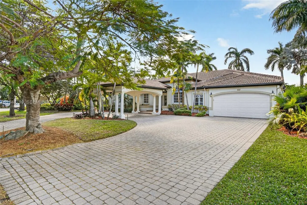 12530 SW 96th Ct, Miami, FL 33176