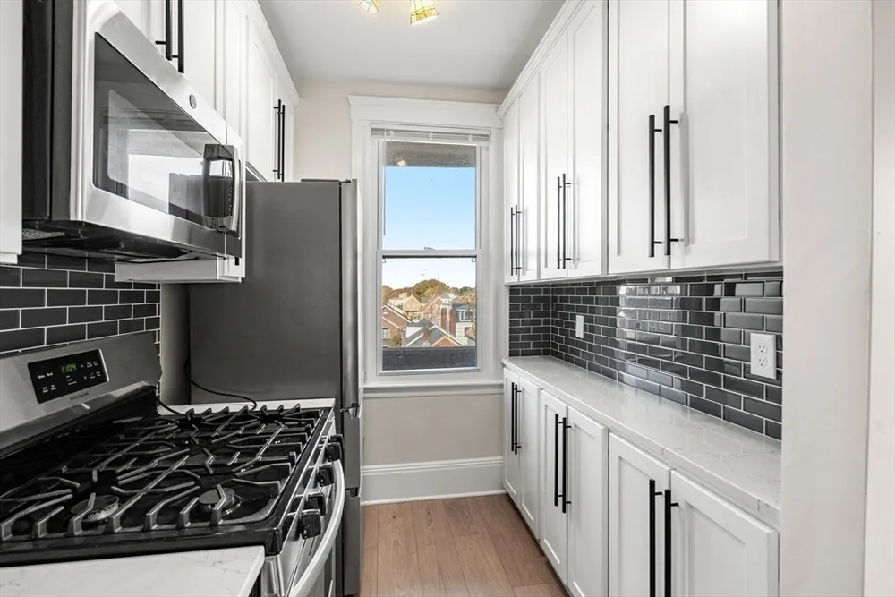 33 Shannon St, Boston, MA 02135