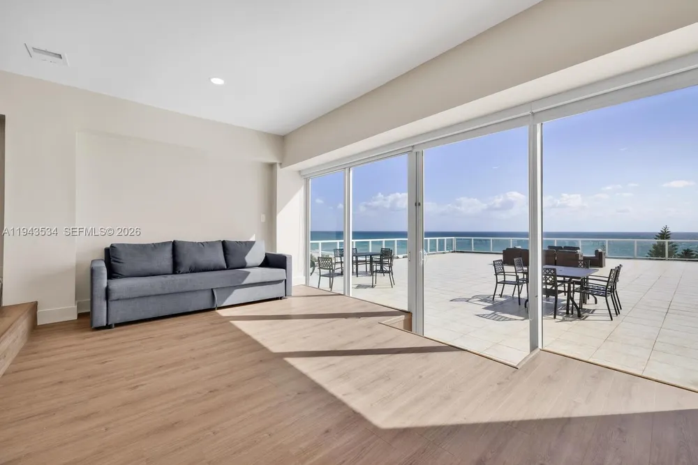5445 Collins Ave, Miami Beach, FL 33140
