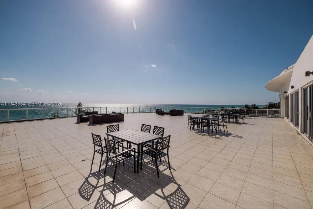 5445 Collins Ave, Miami Beach, FL 33140